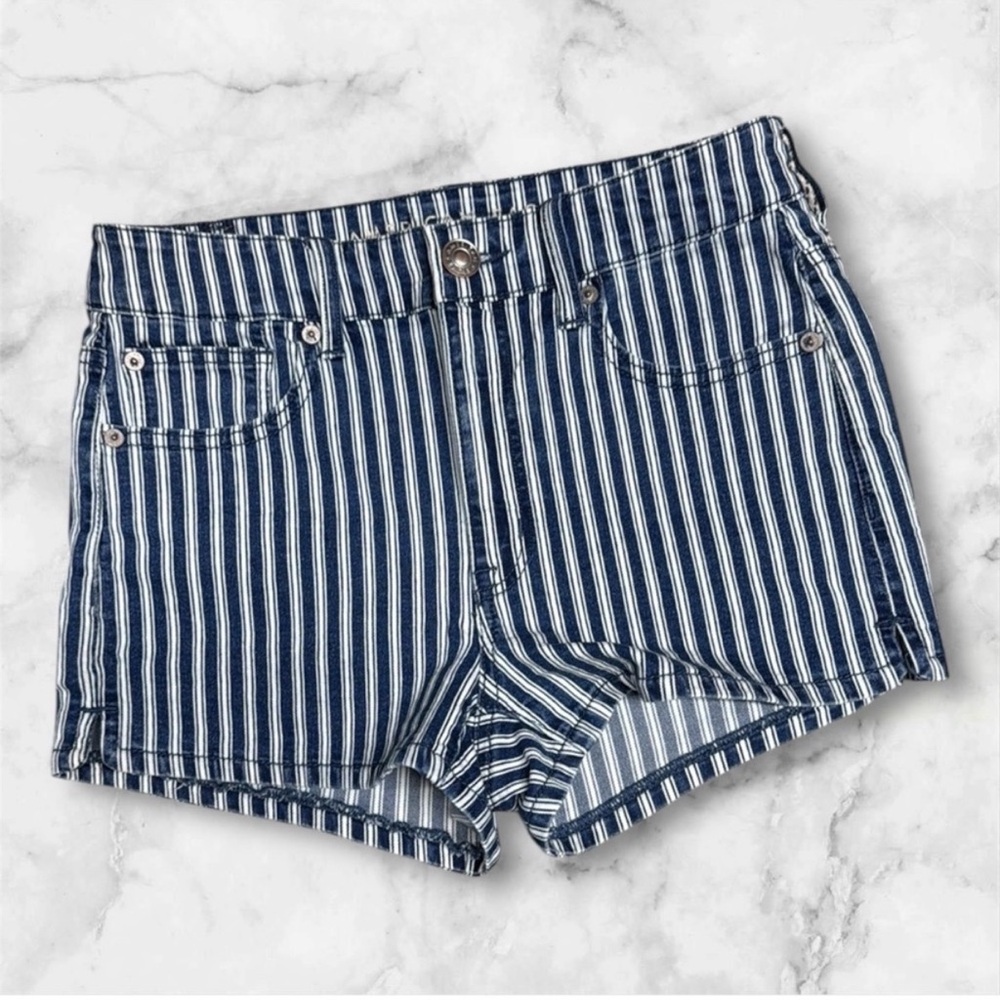 American Eagle Outfitters Blue and White Striped Jean denim Shorts size 6